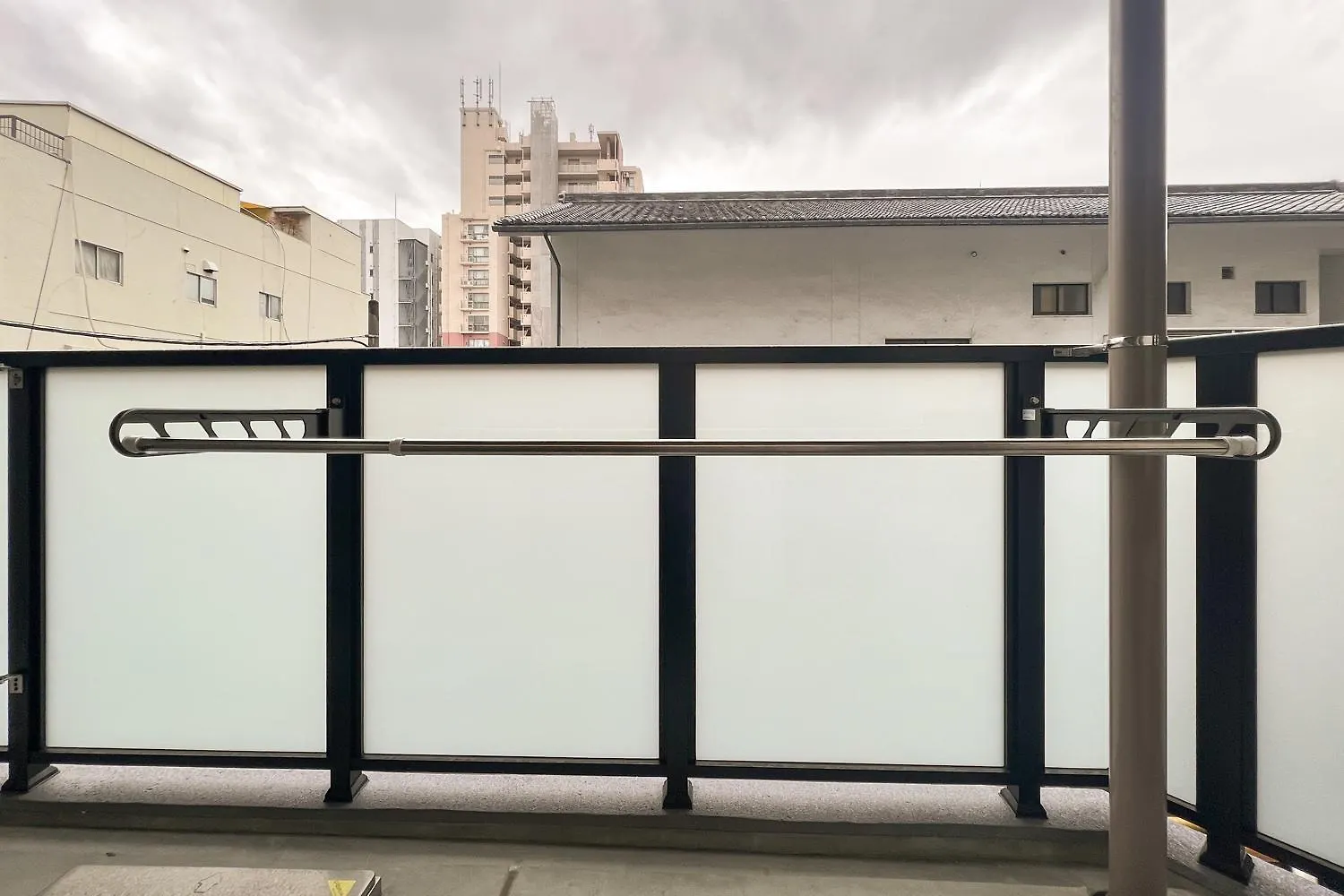 Grandia Shinsaibashi Apartment Osaka 0*,