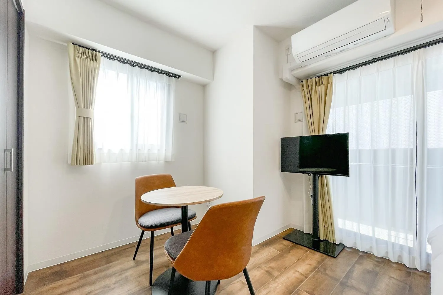 Ferienwohnung Grandia Shinsaibashi Ōsaka Apartment